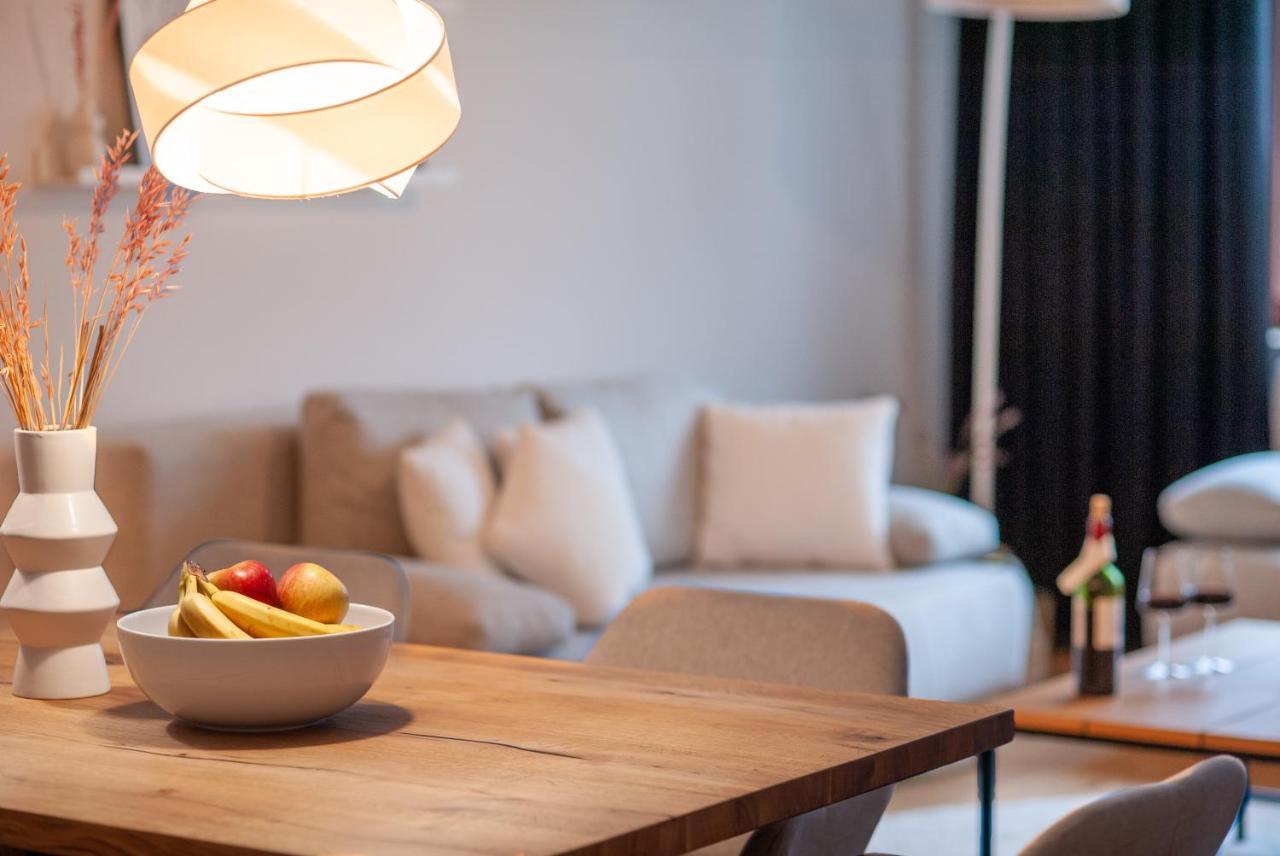 Mel&bens Modern Oak-apartments Fuer Bis Zu 12 Personen Apartment