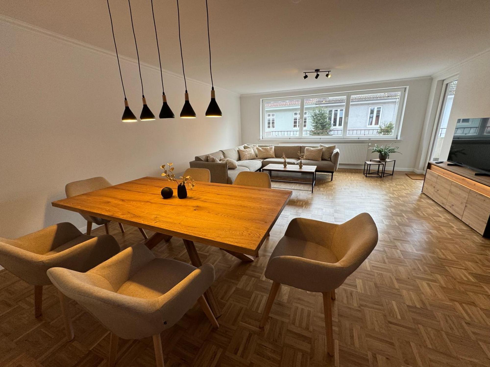 Mel&bens Modern Oak-apartments Fuer Bis Zu 12 Personen *